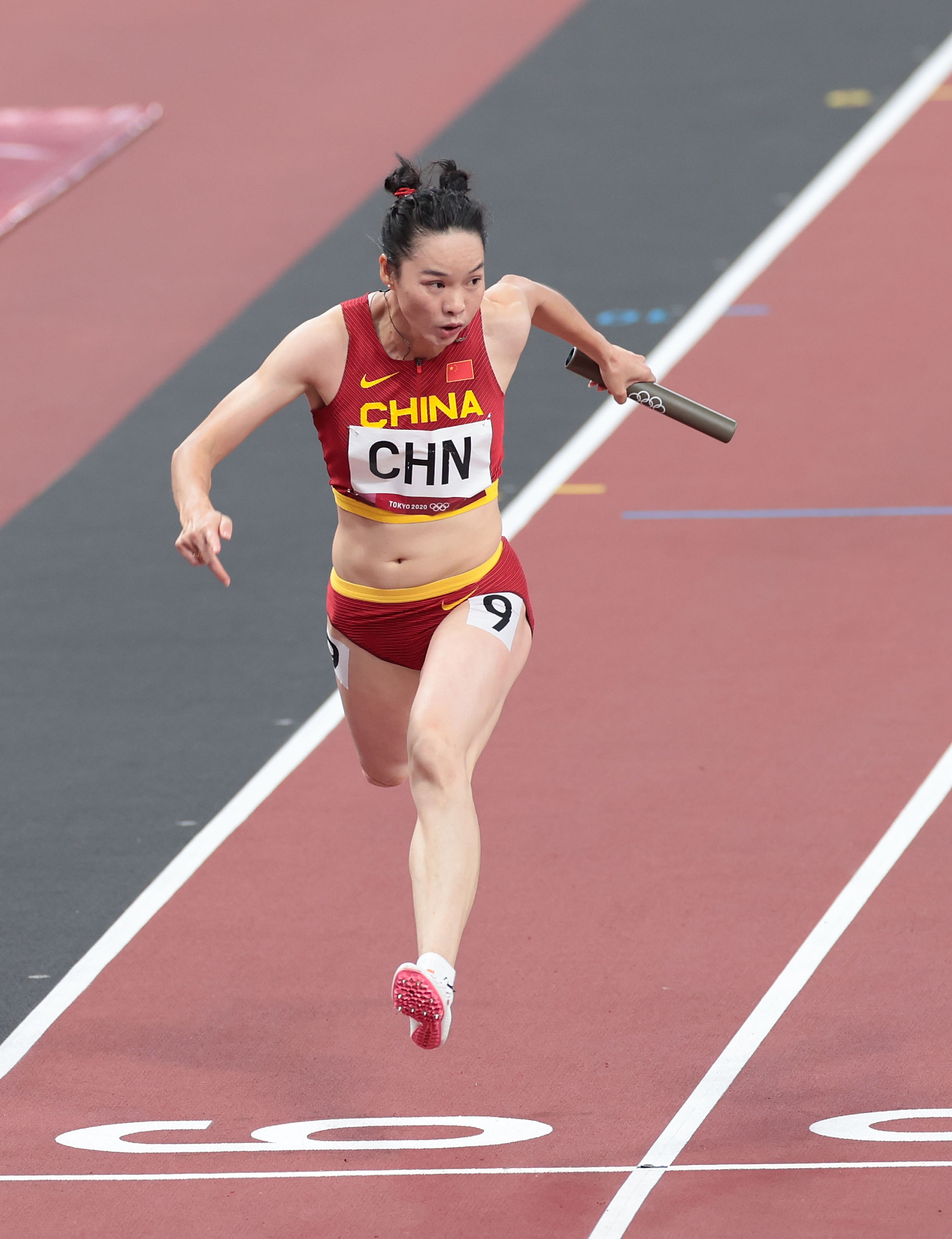 中国女排回归回归闪耀表现，苏炳添球迷集体呐喊的简单介绍